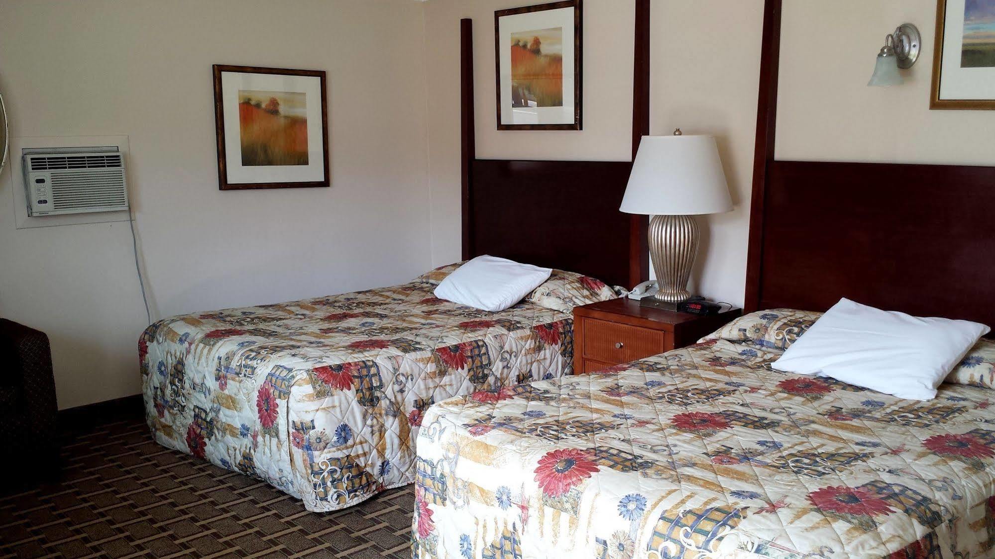 Executive Inn & Suites Lakeview Εξωτερικό φωτογραφία